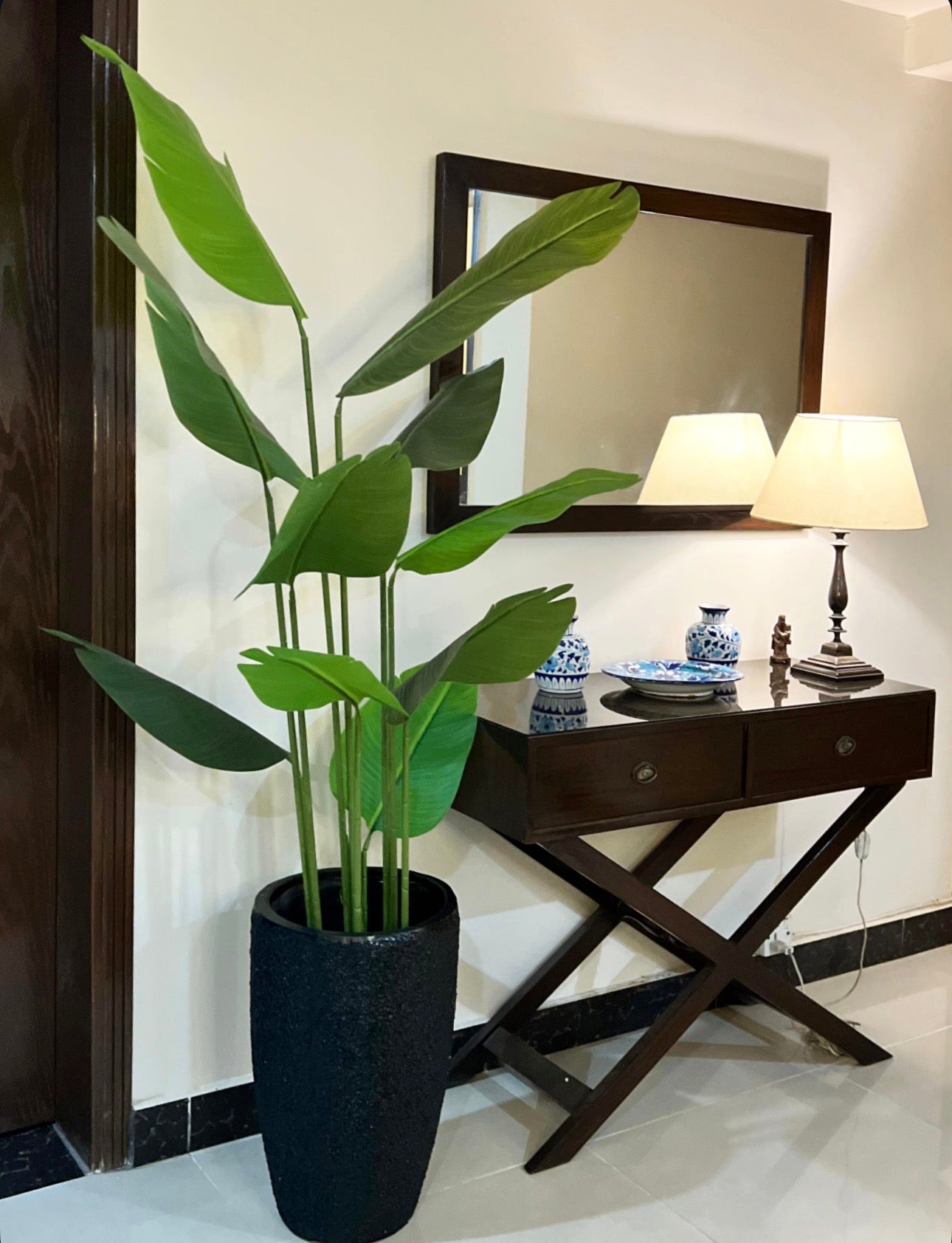 10 Leaves Banana Palm